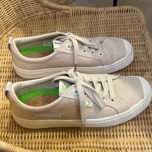 Pantone Beige Canvas Lace-Up Sneakers